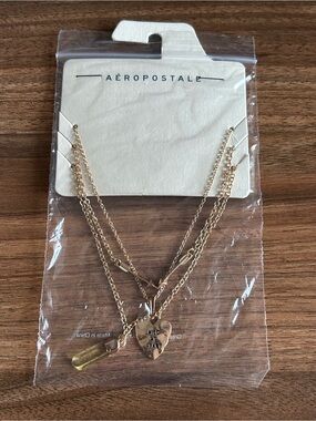 Aeropostale 3 layer strand Wild at Heart necklace